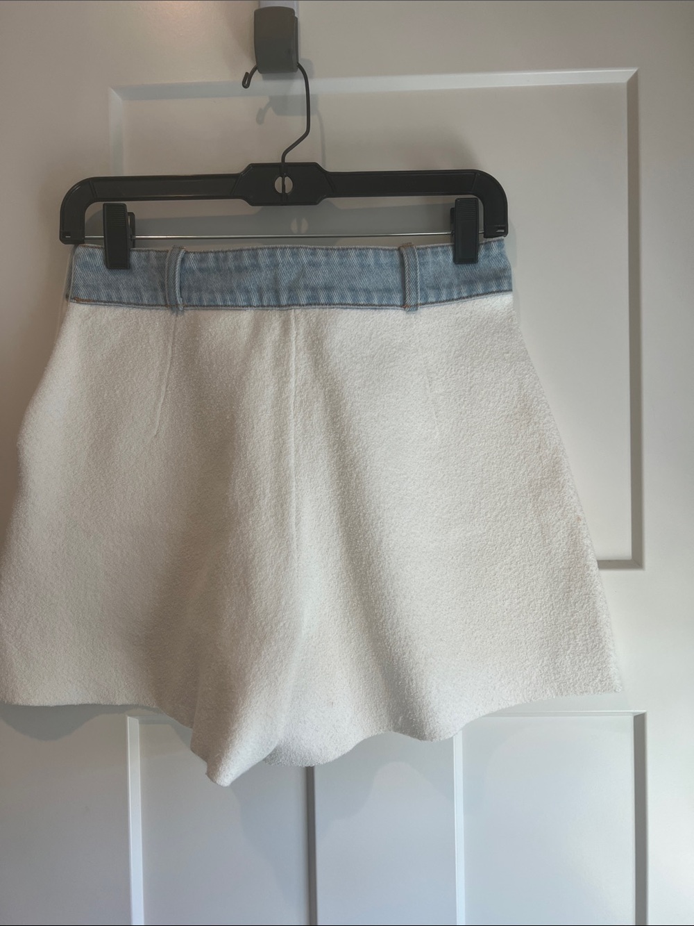 Maje Cream Shorts with Light Blue Trim - Picture 6 of 7